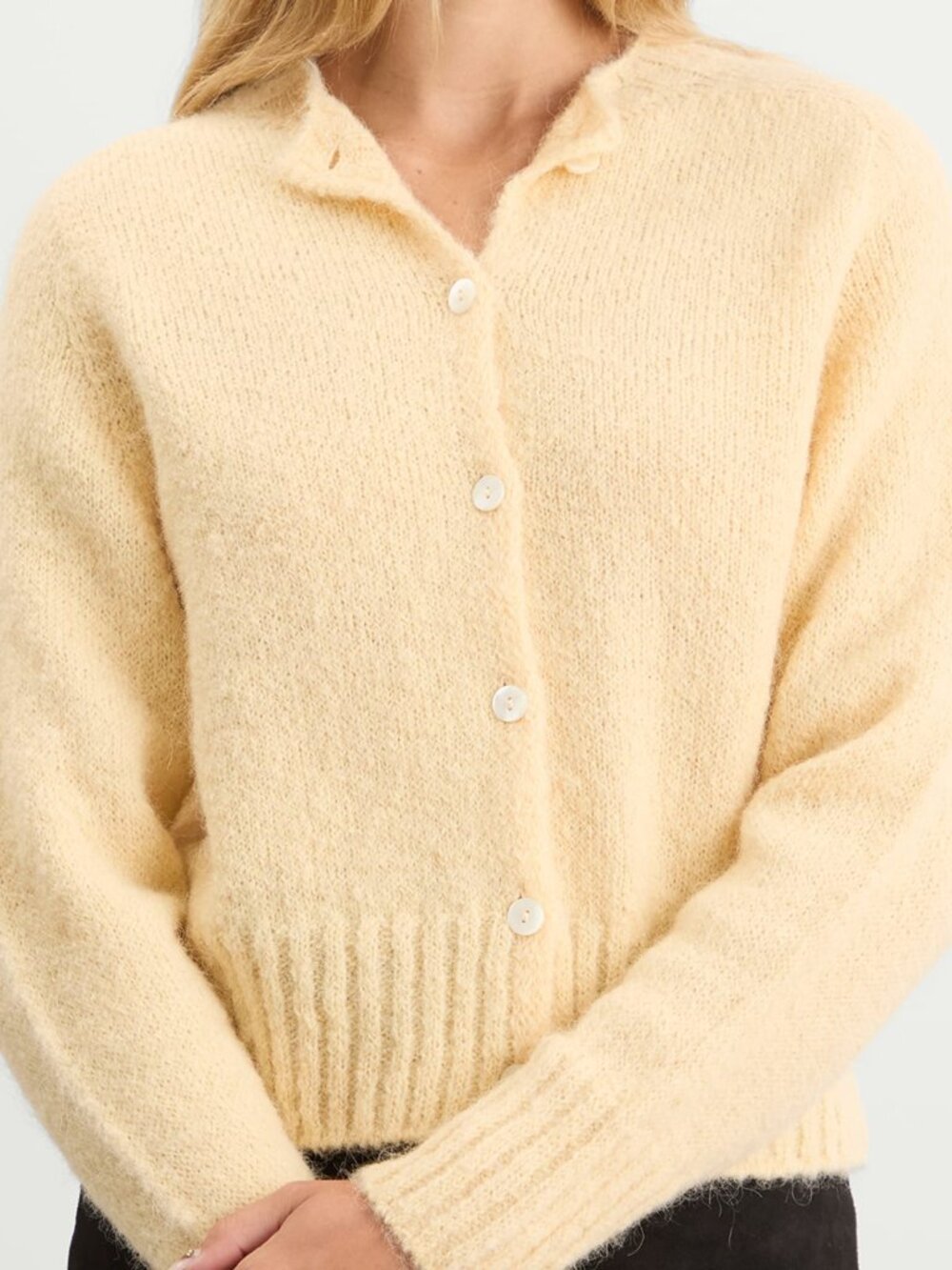 NOTHING WRITTEN - Yellow Alpaca Knit Cardigan - Small